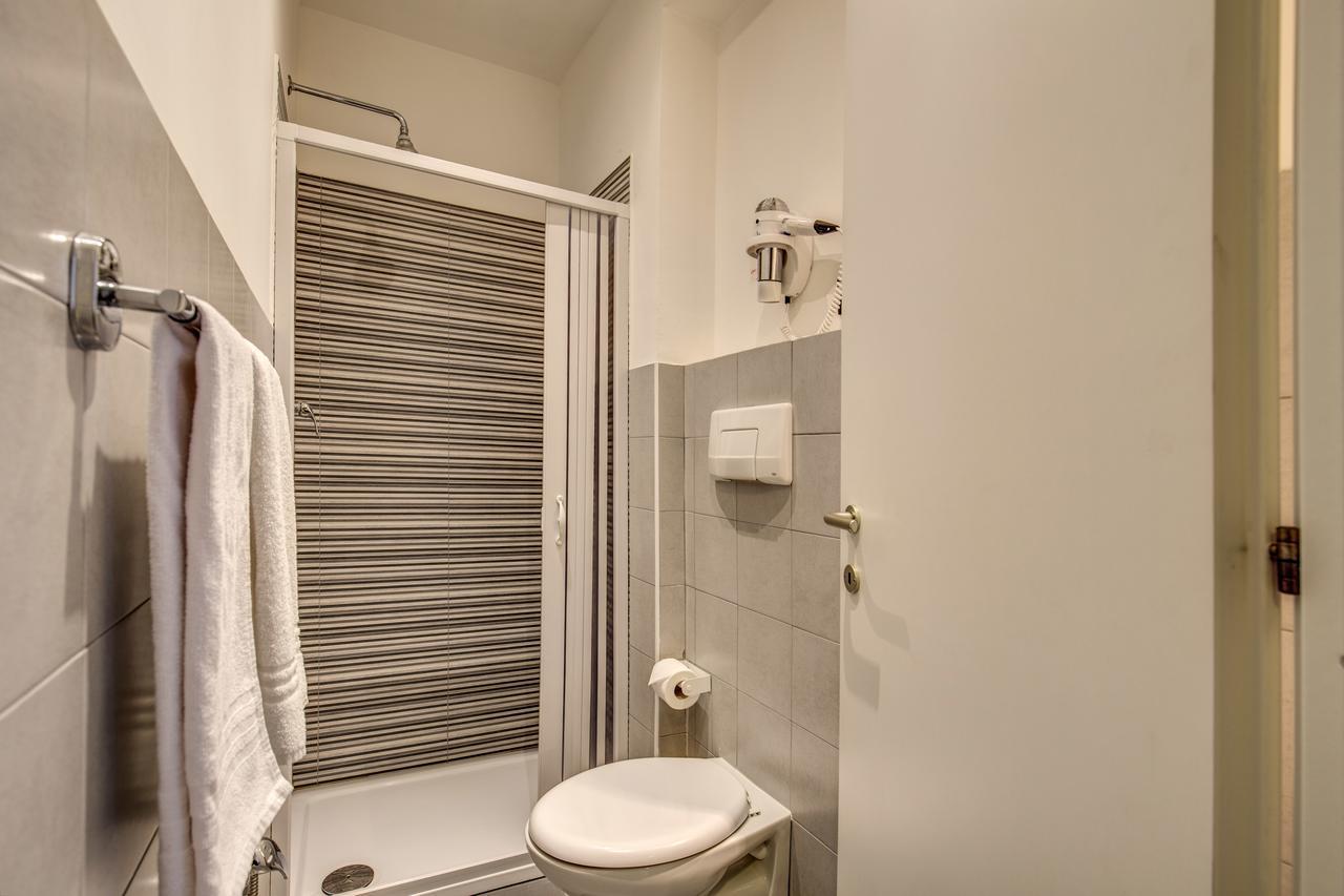 Enzo Luxury Rooms Rom Exterior foto